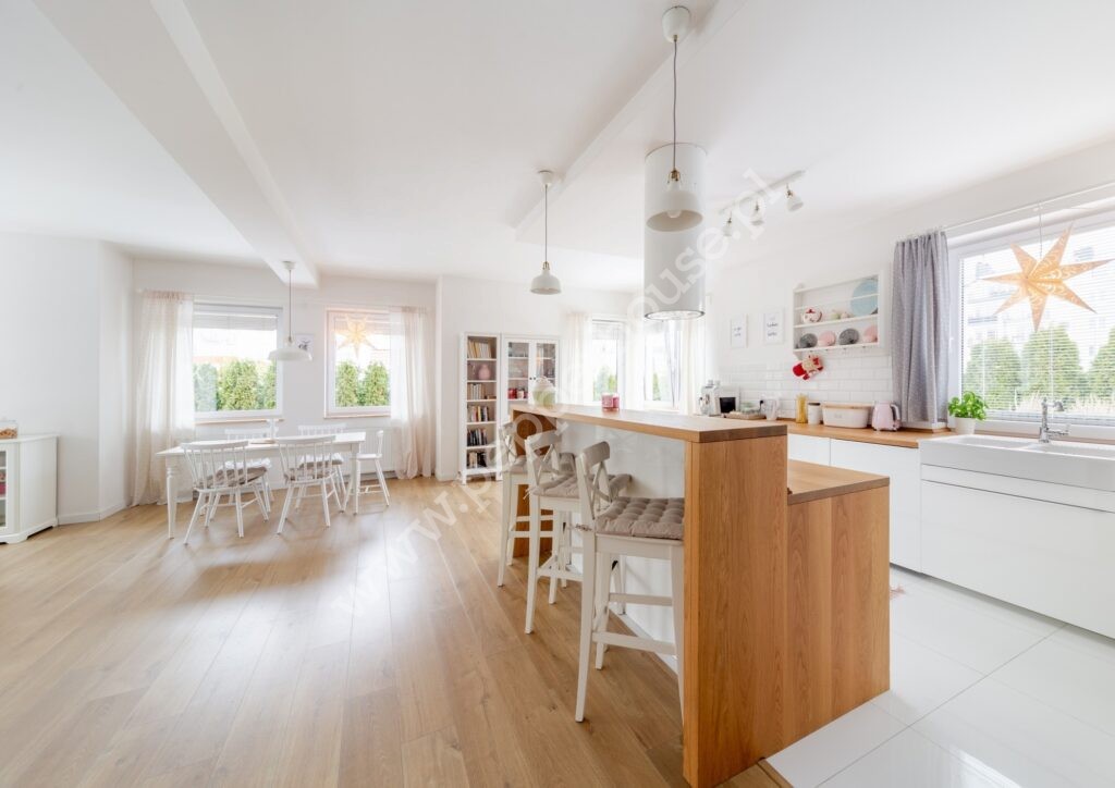 , pomorskie, Rumia, Królowej Bony - listing photo no. 2